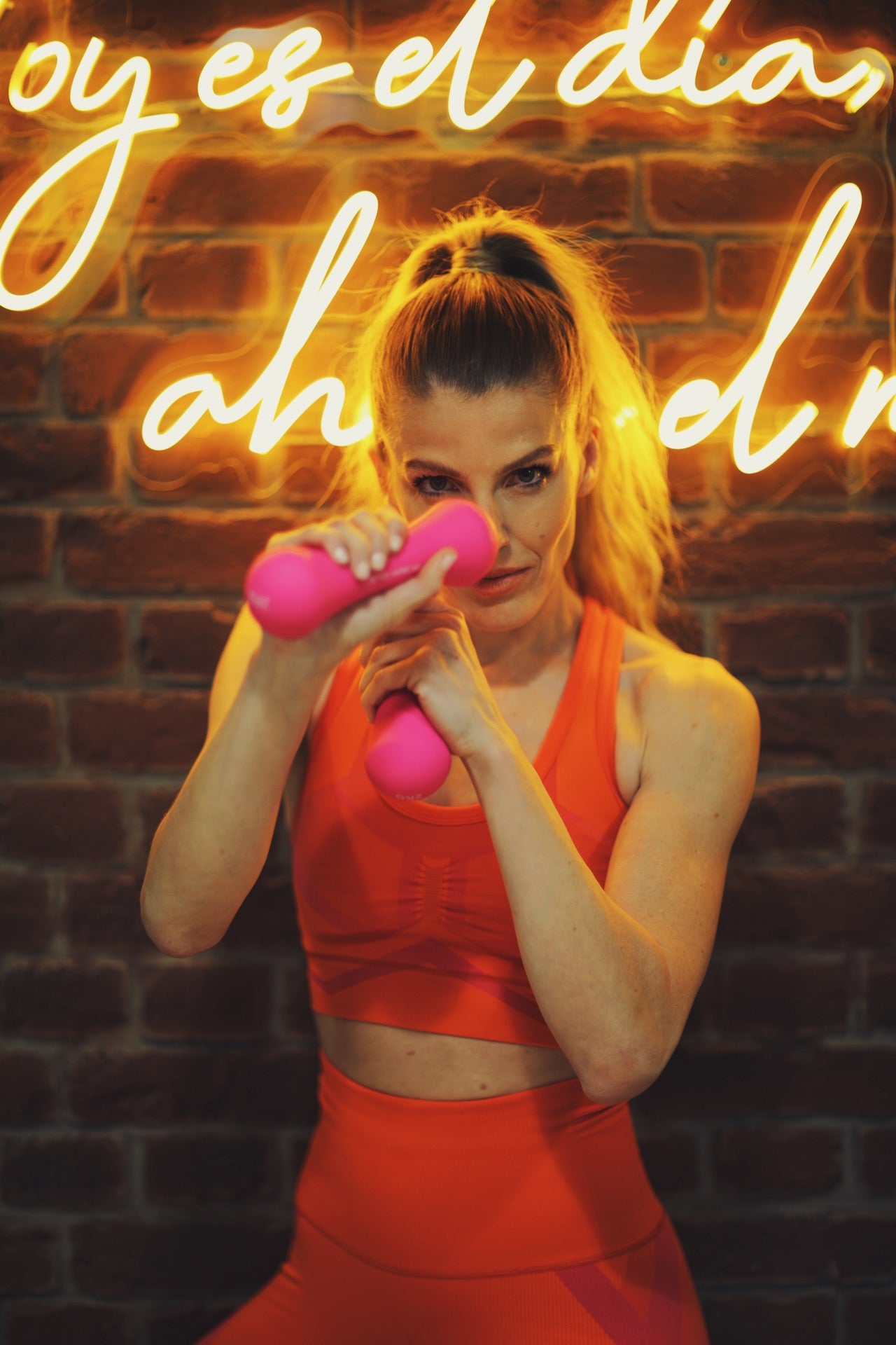 2KG dumbbells